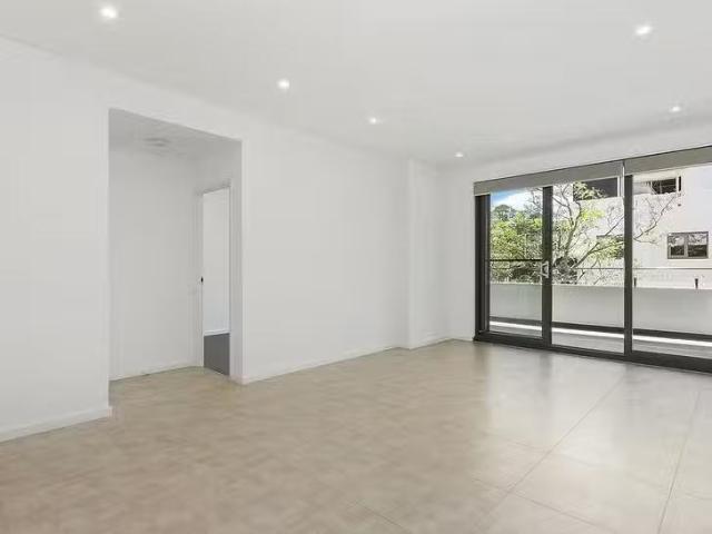 Charming 24/44 52 Kent Street, Epping, NSW 2121