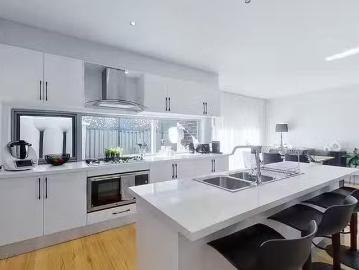 Deal! 2/48 Freemans Road, Altona North, VIC 3025