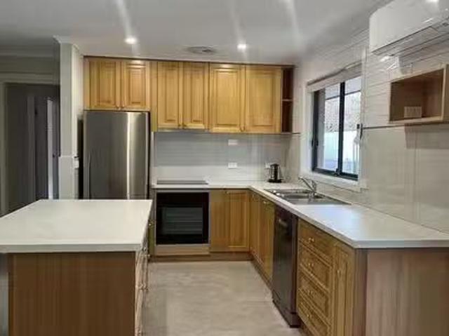 Rental! 2/40 Daldy Crescent, Shepparton, VIC 3630