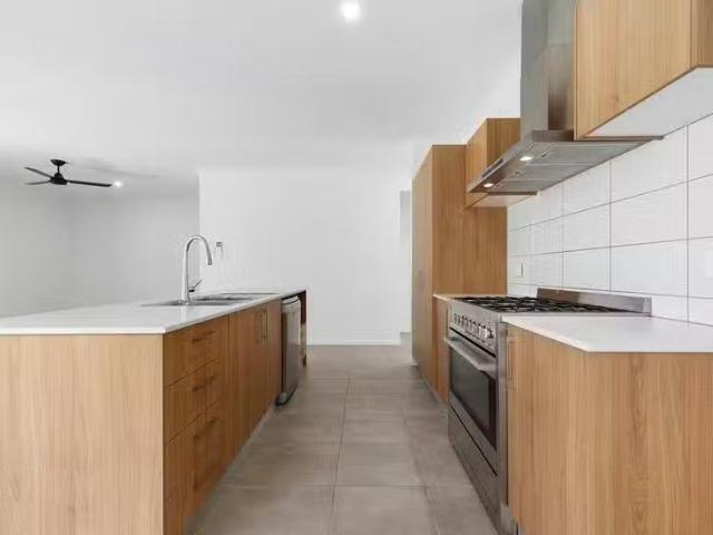 Deal! 24 Etty Street, Kewarra Beach, QLD 4879