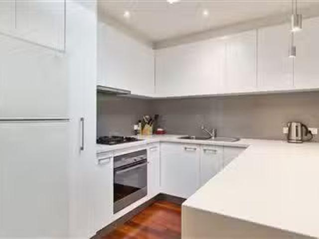 Charming 2/4 Kenaud Avenue, MOUNT ELIZA, VIC 3930 Unit for R.