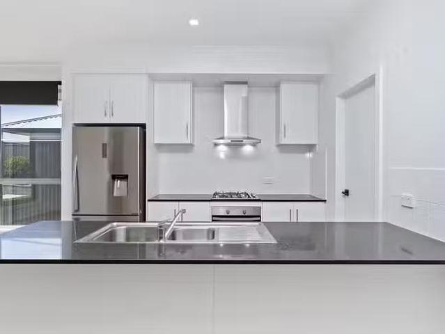 For Rent! 24 Watson Way, Mount Barker, SA 5251