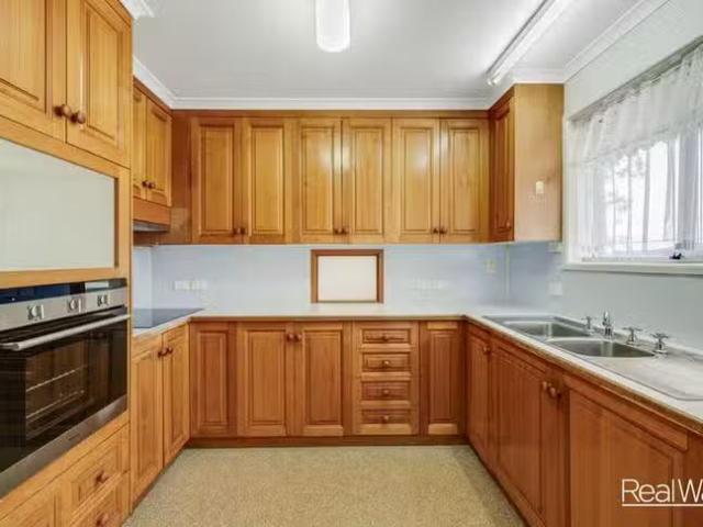 Unique 24 Werth Street, Oakey, QLD 4401