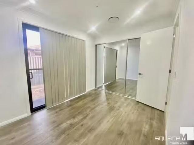 Charming 24B Shells Circuit, Leppington, NSW 2179
