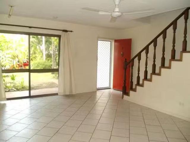 Nice 2/546 Varley Street, Yorkeys Knob, QLD 4878