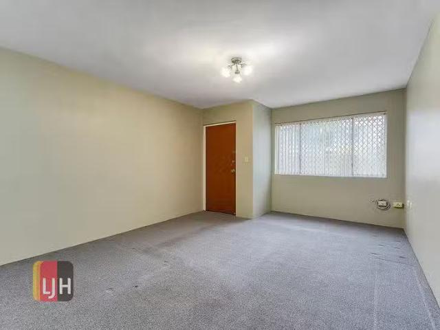 Rental! 2/56 Leiper Street, Stafford, QLD 4053
