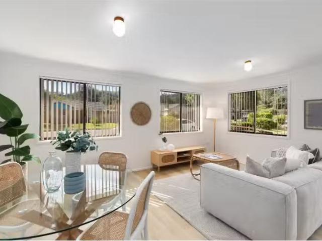 For Rent! 25 Gilda Drive, Narara House for rent Listed by Ann.