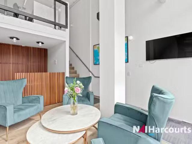 Rental! 25B Izett St, PRAHRAN, VIC 3181 Retail for Rent