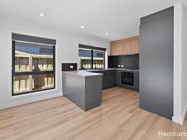 For Rent! 2/61a Davies Street, GEORGE TOWN, TAS 7253 Unit fo.