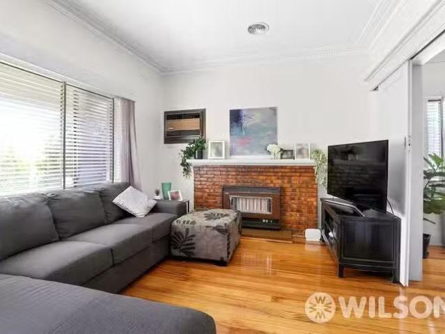 Nice 262 Tucker Road, Mckinnon, VIC 3204