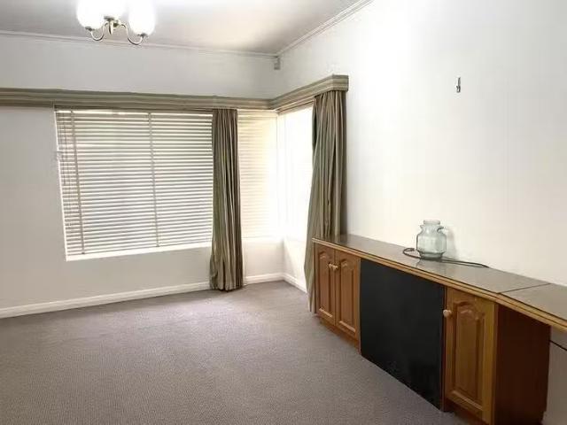 Cozy 26 Cochrane Terrace, Prospect, SA 5082