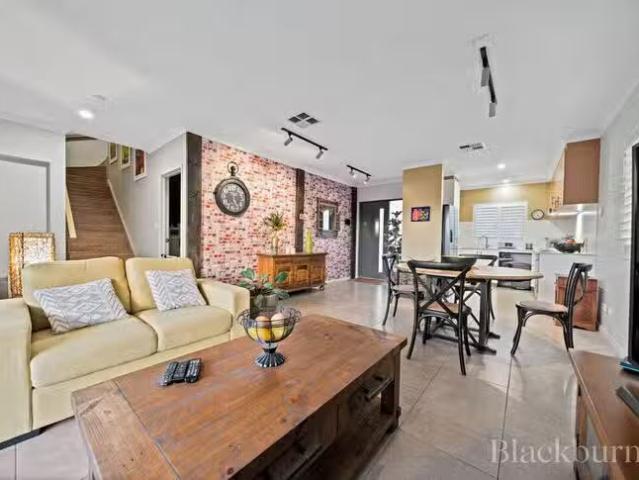 Charming 26 Emily Loop, Madeley, WA 6065