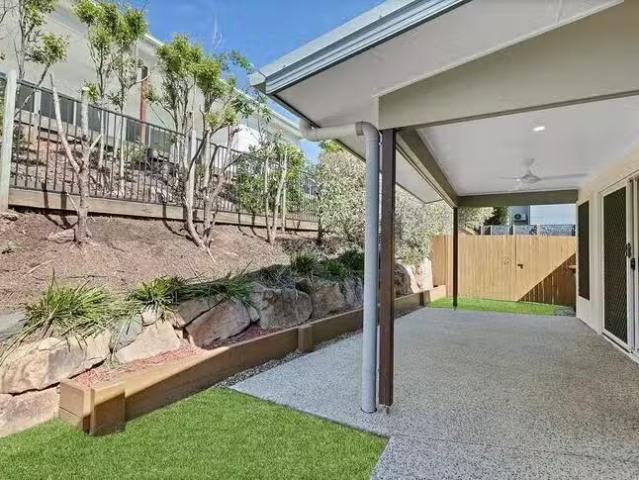 New 2/6 Lemon Myrtle Place, Woombye, QLD 4559