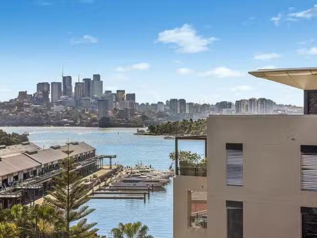 Cozy 26 Point Street, Pyrmont, NSW 2009