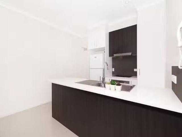 New 2/76 Gainsborough Street, Moorooka, QLD 4105