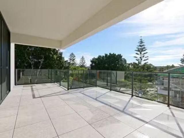 Unique 27/7 Davies Road, Claremont, WA 6010