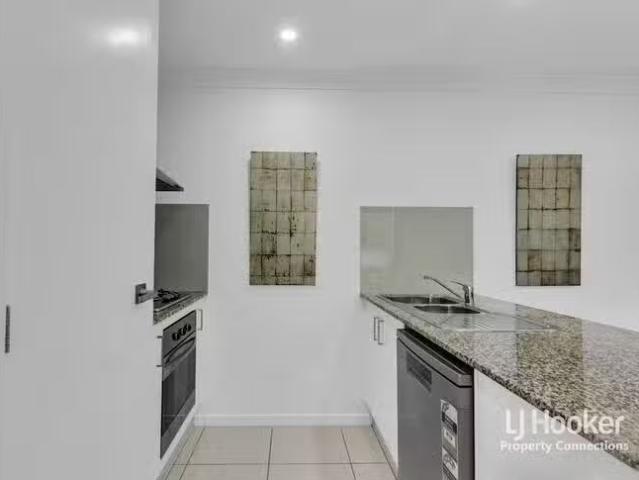Rental! 2/7 Adam Court, Kallangur, QLD 4503
