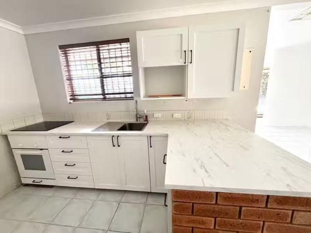 Just in! 27 Liquidambar Heights, MIRRABOOKA, WA 6061 House f.