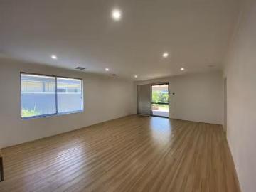 New 27 Lucknow Street, Piara Waters, WA 6112