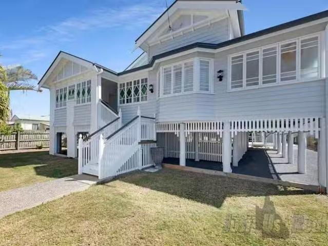 Charming 27 Walker Street, Bundaberg South, QLD 4670