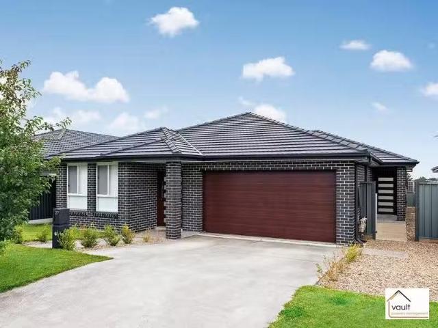 New 27A Highland Crescent, THIRLMERE Apartment for rent Liste.
