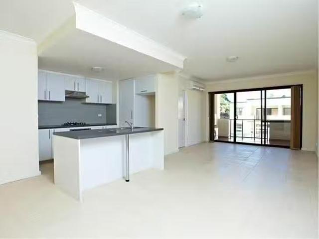 Cheap 28/5 Eastleigh Loop, Currambine, WA 6028
