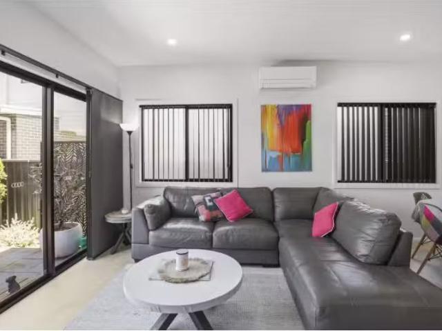 Nice 2/86 Speers Street, Speers Point Townhouse for rent List.