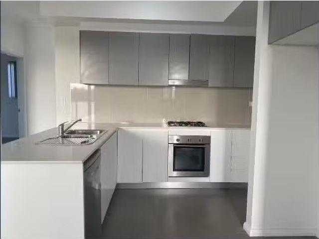 Unique 28/278 Railway Terrace. Guildford Apartment for rent L.