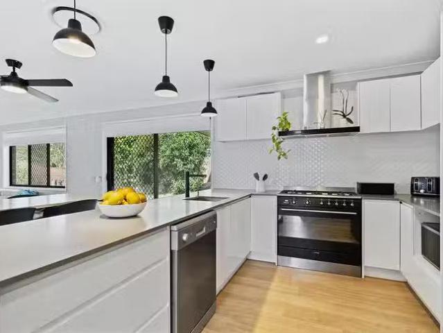 New 28 Picnic Place, Canungra, QLD 4275