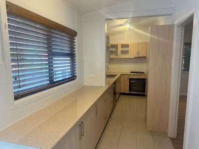Nice 28A Waitangi Street, Gwynneville, NSW 2500