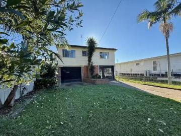 Cheap 29 Cowell Street, Dora Creek House for rent Listed by T.