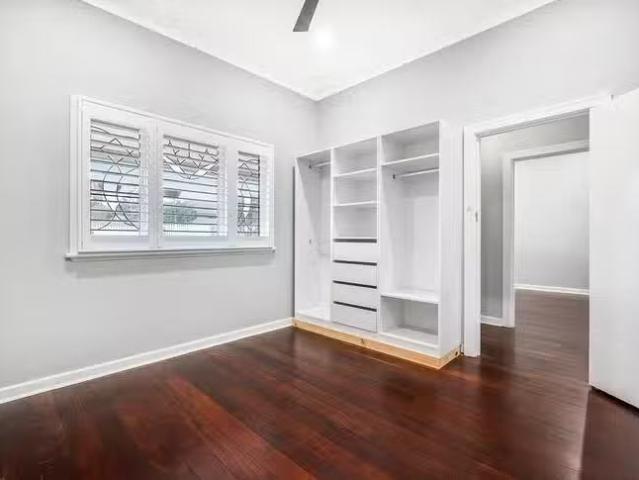 Cozy 29 Albert Street, Bellevue, WA 6056