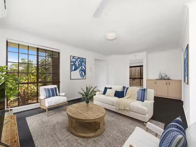 For Rent! 29 Sweetgum Street, Ashmore, QLD 4214