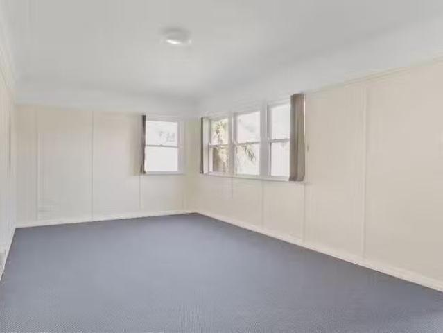 Cozy 29 Perry Street, Harlaxton, QLD 4350
