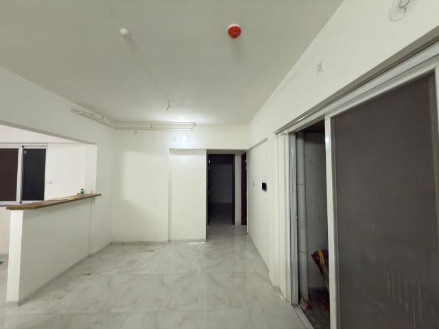 Rental | 2.5 BHK 789 Sq.Ft. Apartment in Kohinoor Sapphire