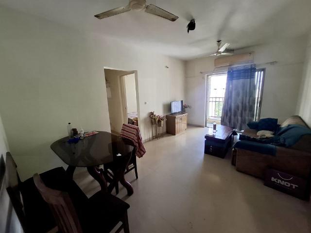 Rental | 2.5 BHK + 800 Sq.Ft. Apartment in Lodha Casa Rio