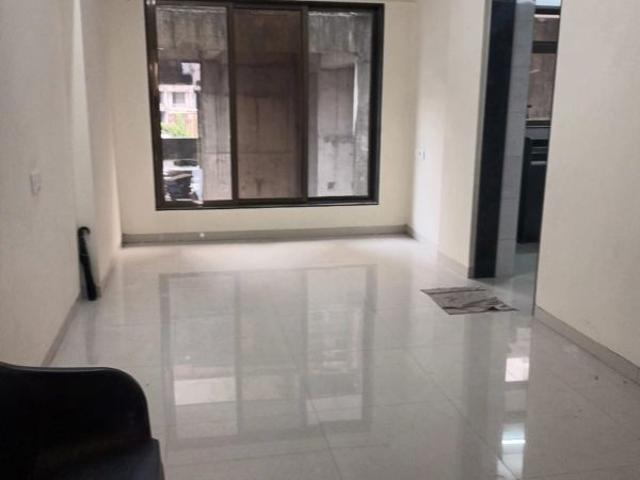 Rental | 2.5 BHK + 800 Sq.Ft. Apartment in Rustomjee Pinnacle