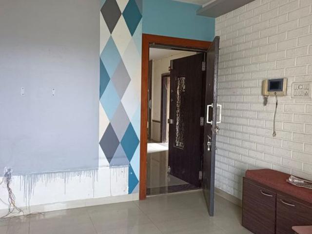 Rental | 2.5 BHK 825 Sq.Ft. Apartment in Runwal Pearl