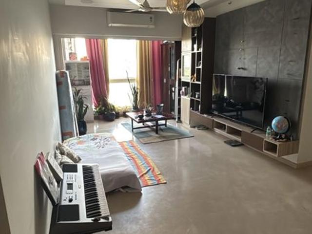 Rental | 2.5 BHK + 850 Sq.Ft. Apartment in Godrej The Trees