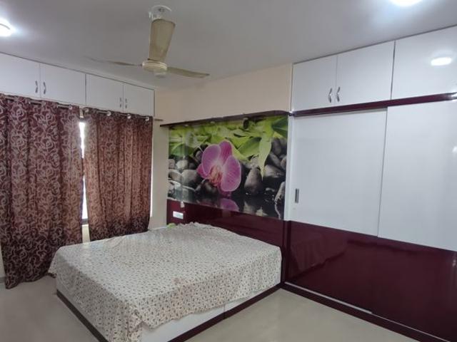 Rental | 2.5 BHK 860 Sq.Ft. Apartment in Dosti Vihar