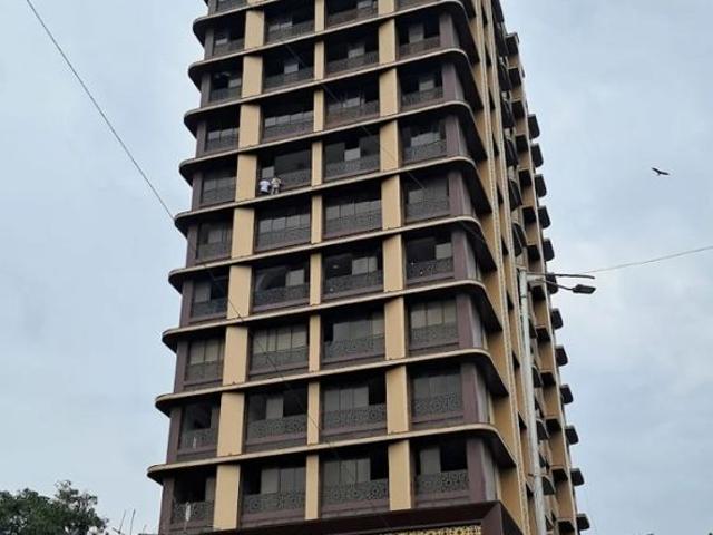 Rental | 2.5 BHK 900 Sq.Ft. Apartment in Alamdar The Auro