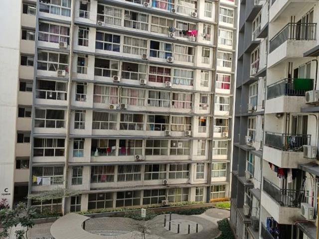 Rental | 2.5 BHK + 916 Sq.Ft. Apartment in Godrej Central