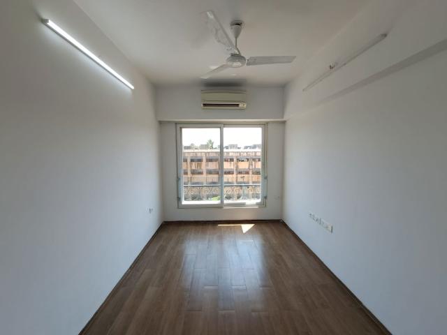 Rental | 2.5 BHK 980 Sq.Ft. Apartment in Kanakia Paris