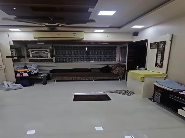 Rental | 2.5 BHK 1000 Sq.Ft. Apartment in Dadar East