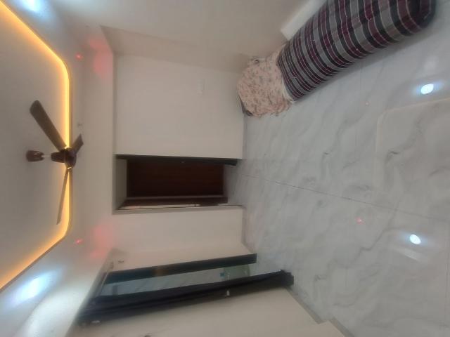 Rental | 2.5 BHK 1000 Sq.Ft. Apartment in KT Radhe Mohan