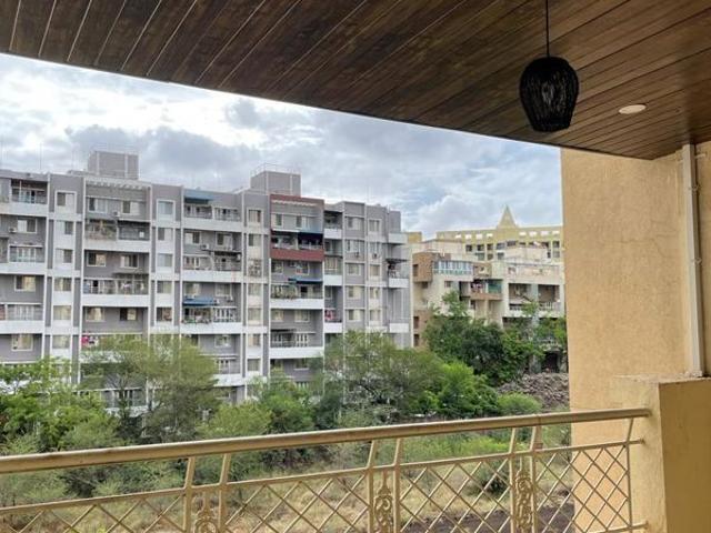 Rental | 2.5 BHK + 1000 Sq.Ft. Apartment in Lakshadeep Palace
