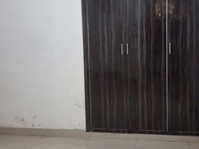 Rental | 2.5 BHK 1050 Sq.Ft. Apartment in Mayur Vihar