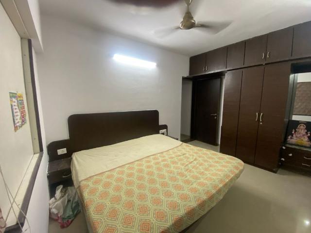 Rental | 2.5 BHK + 1050 Sq.Ft. Apartment in Pride Park Springs
