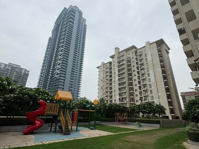 Rental | 2.5 BHK 1080 Sq.Ft. Apartment in Emaar Emerald Estate