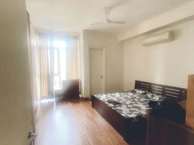 Rental | 2.5 BHK + 1100 Sq.Ft. Apartment in Emaar Emerald Estate